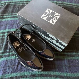 T.U.K. Women’s Black Holographic Flats Size 6